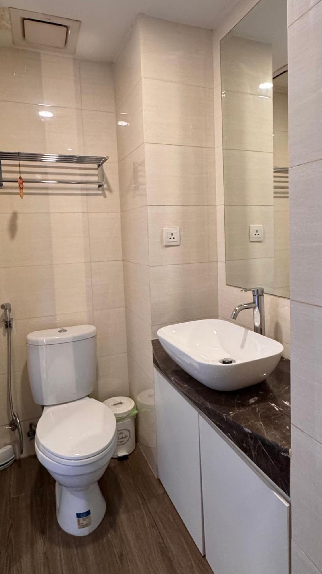 Nagoya Thamrin Apartment High Floor With View 외부 사진